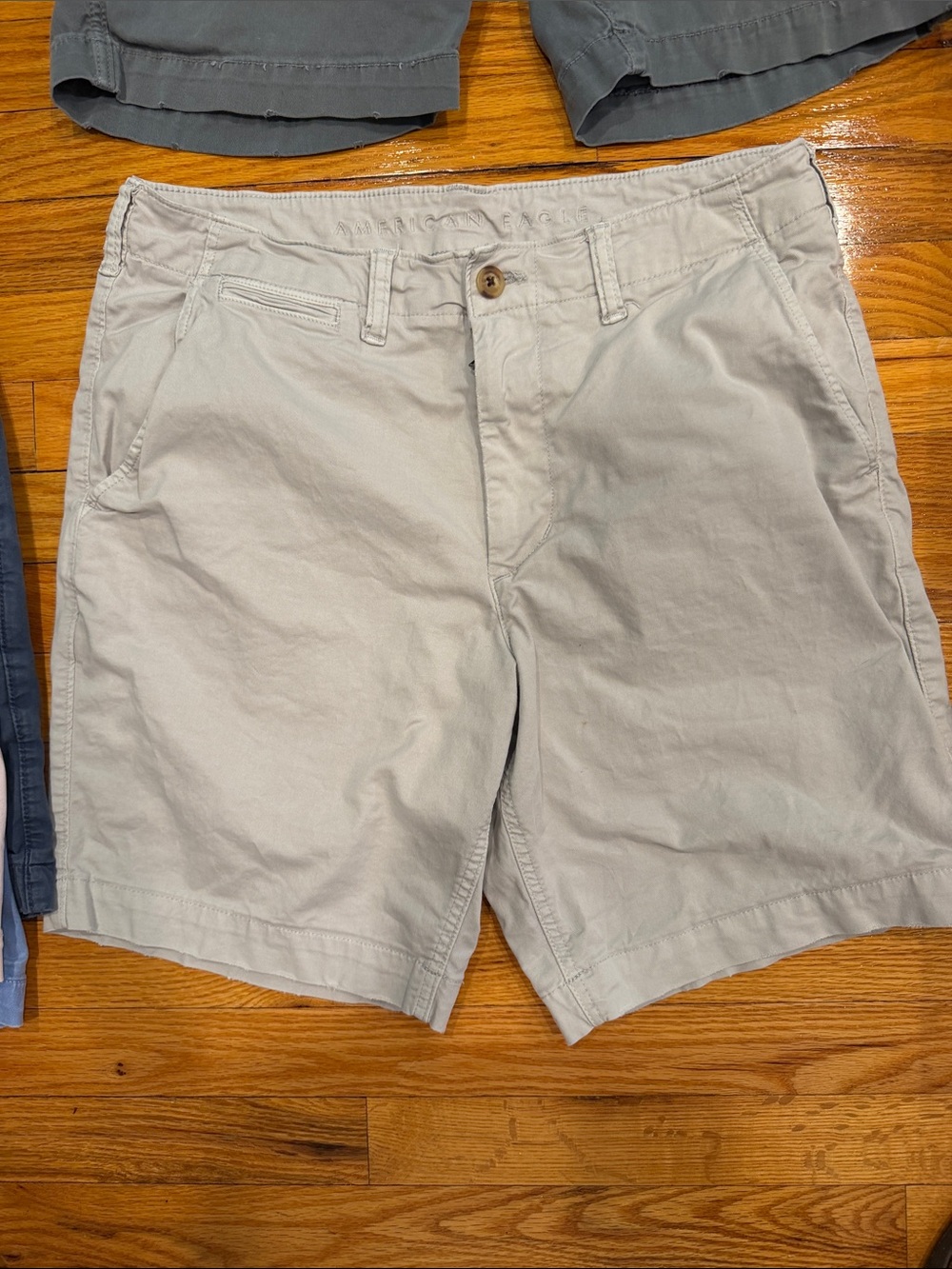 Lot of American Eagle Casual Chino Shorts - Neutral Mix - Picture 8 of 15